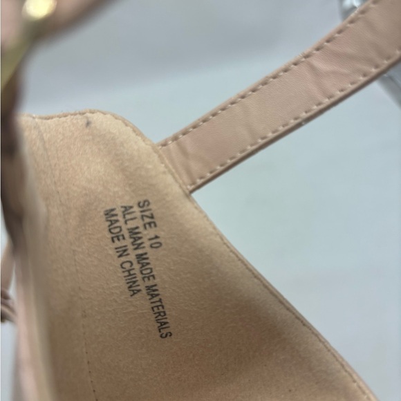 NWOT Lulu's pointed tow heels color cream size 10 - Picture 6 of 8